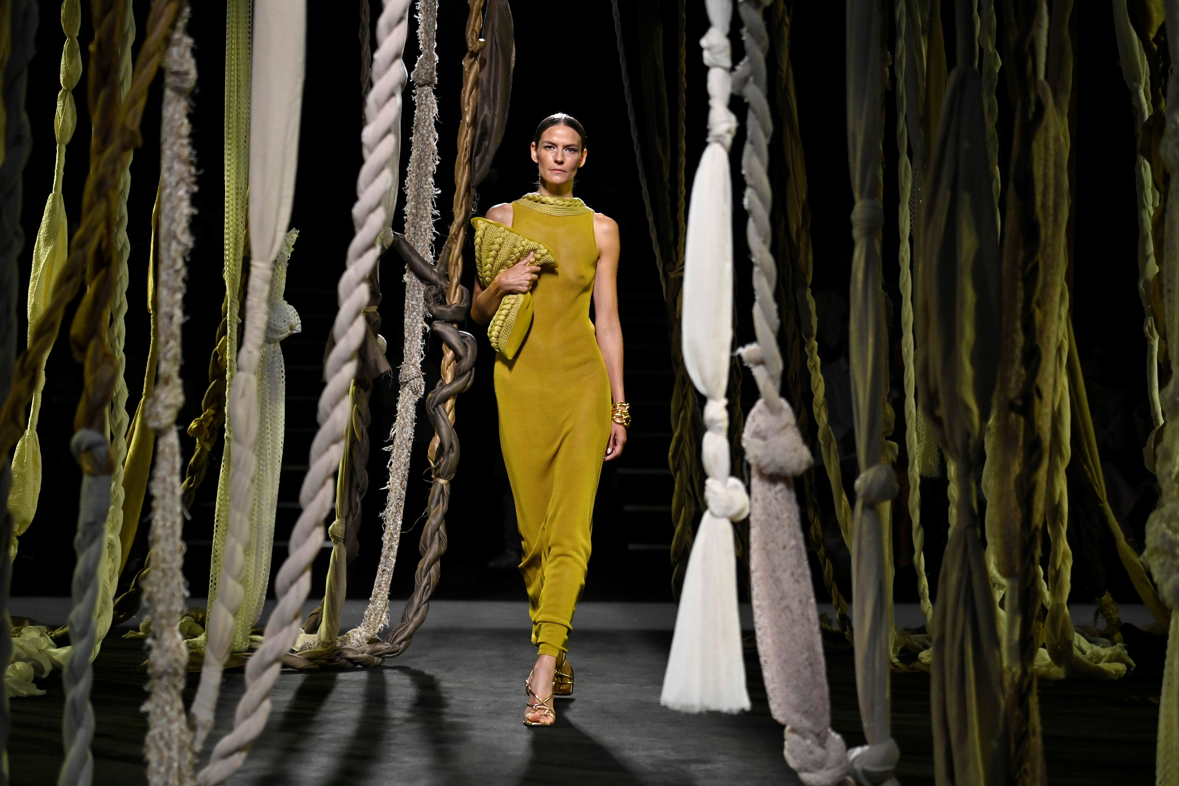 MERCEDES-BENZ FASHION WEEK MADRID SS 2024 – fotografía del evento 1 · ESMA Events