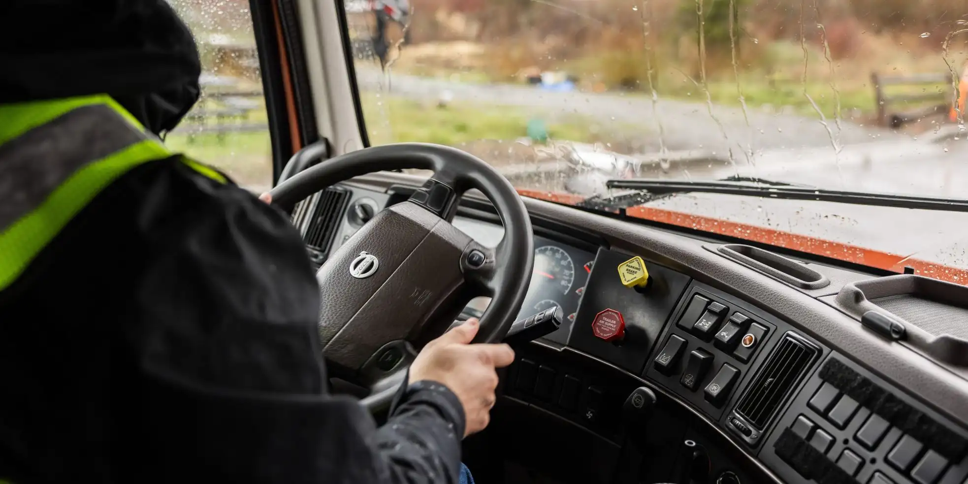 How Much Does CDL School Cost in Washington State? (2026 Breakdown)