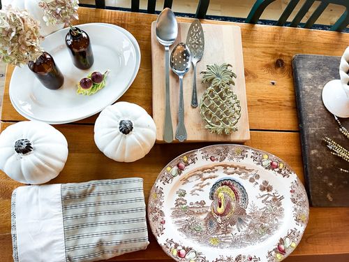 5 Items to Thrift for Your Thanksgiving Table