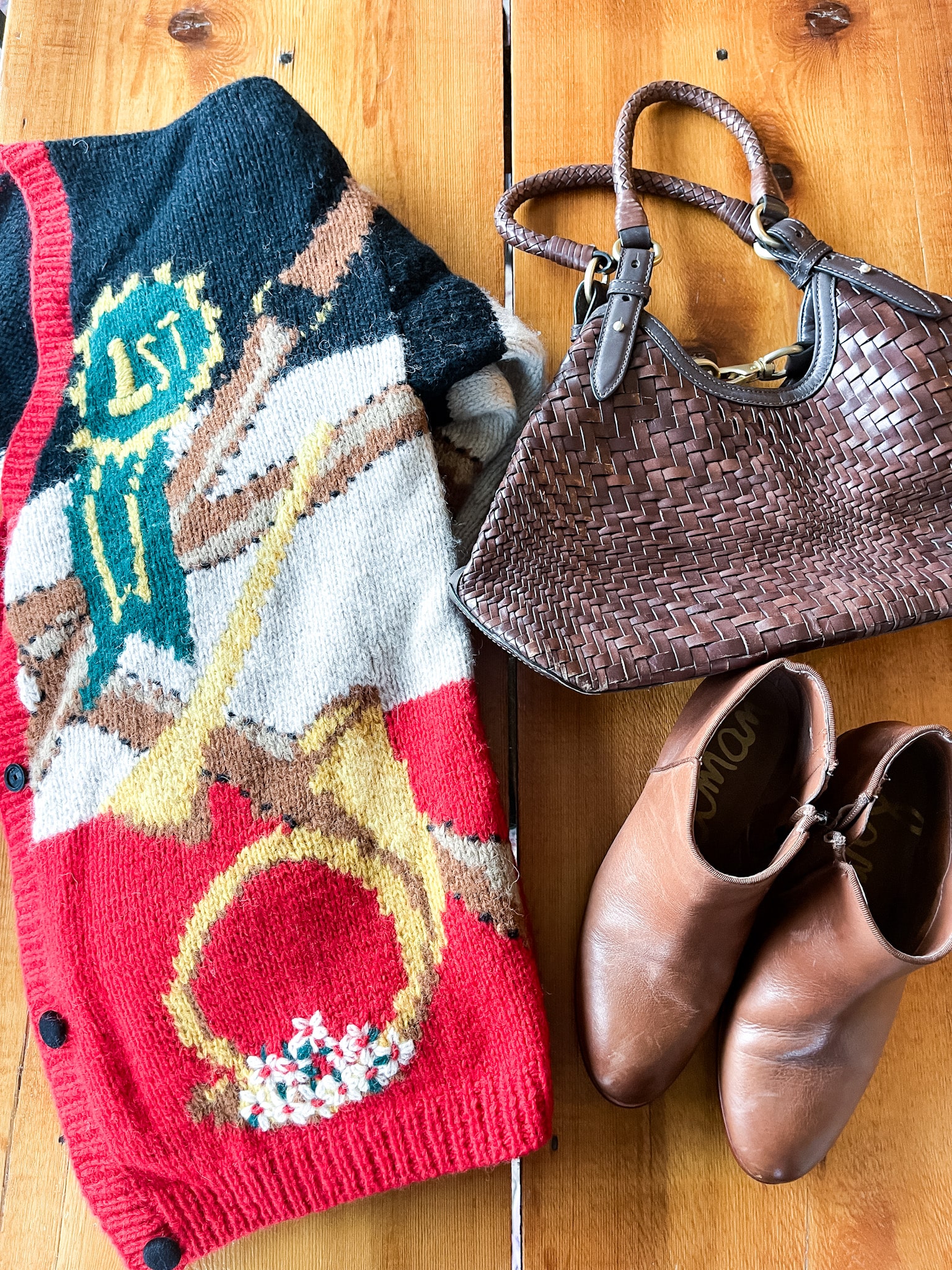vintage equestrian sweater, brown leather basket weave purse, brown leather booties