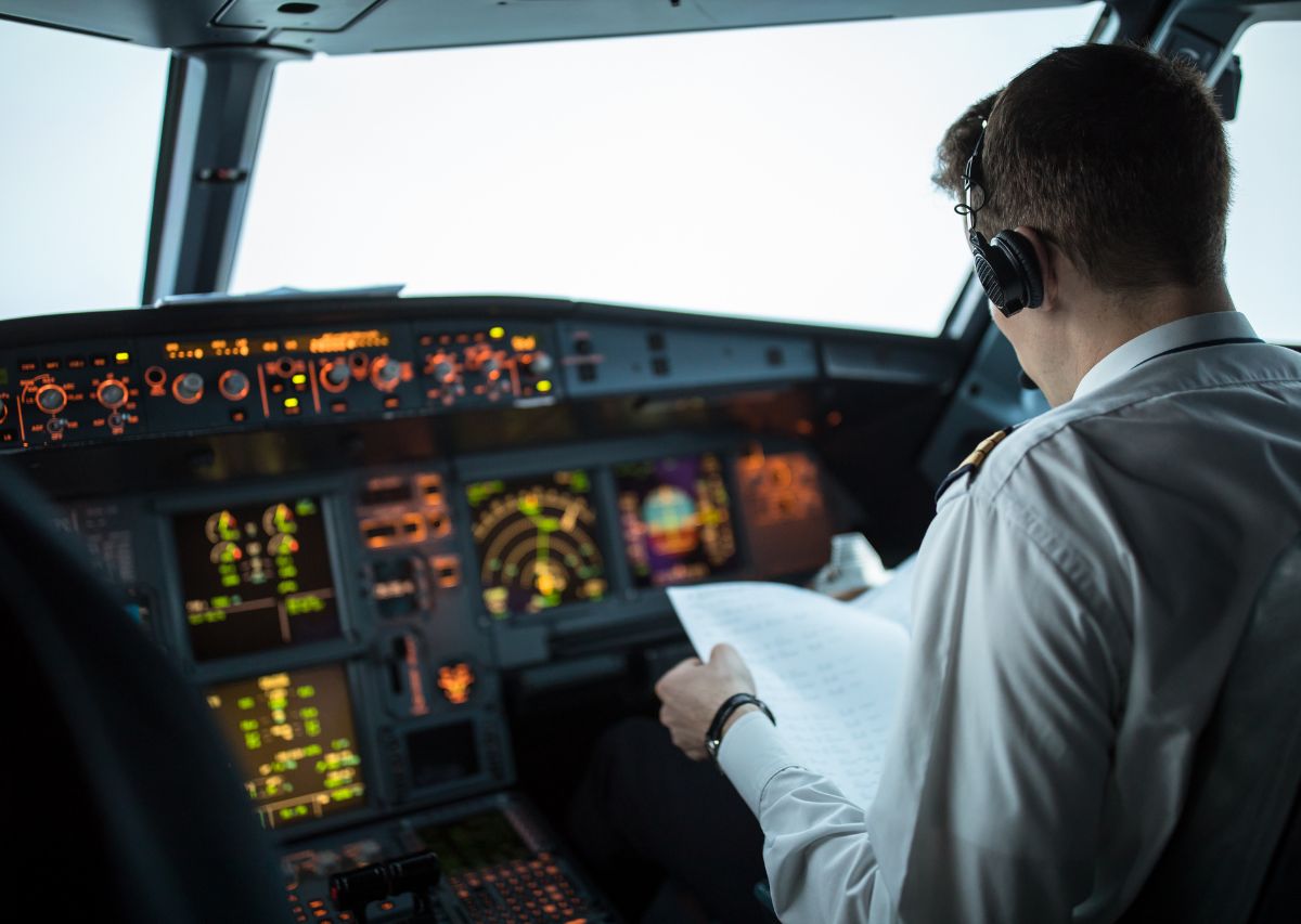 Savannah Aviation blog illustration: The Importance of Real Time Weather Reports