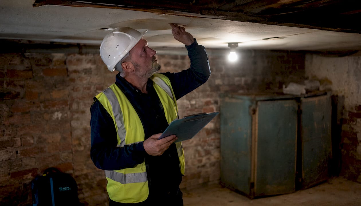 What is asbestos surveying? A guide for property owners