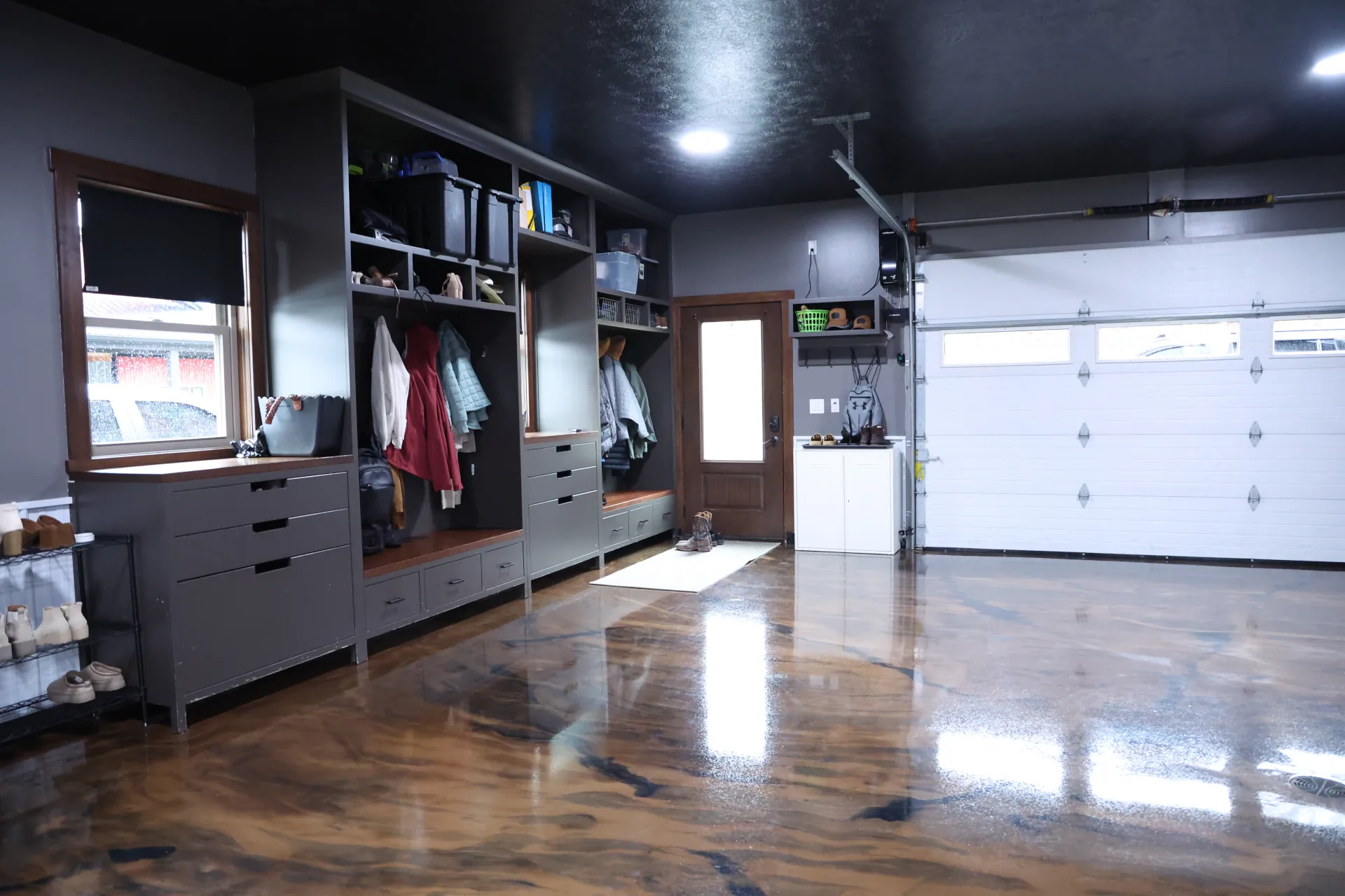 Slip-Resistant Garage Floor Coating: A Smart Upgrade for Wet Spring Weather