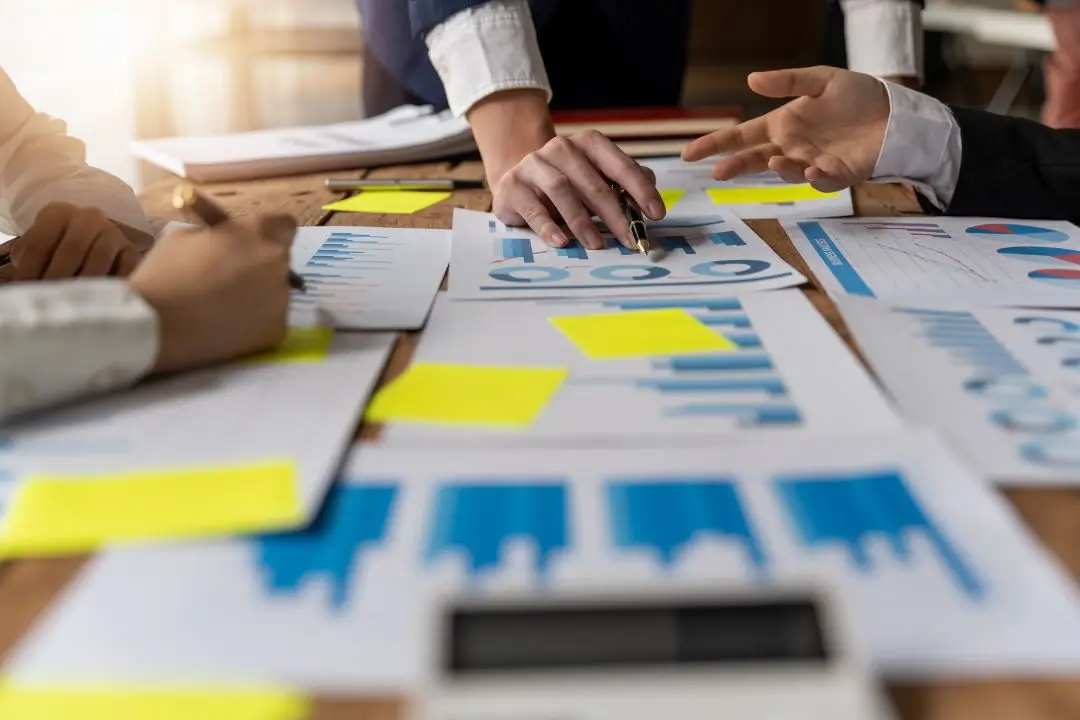 how use AI analyze public citizen feedback 