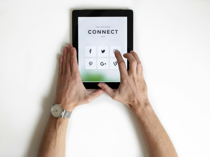website with social profile