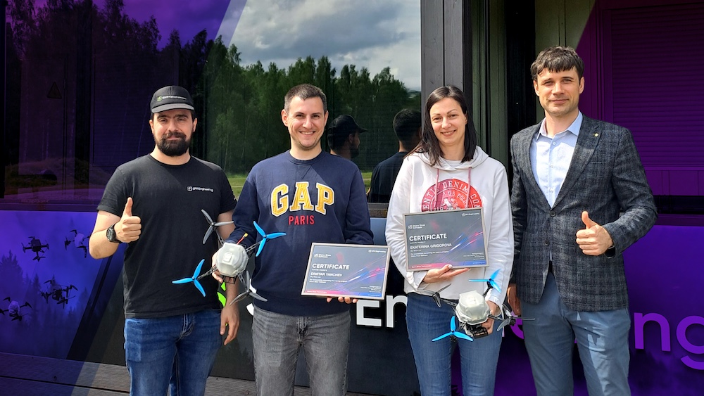 SkyShow.bg completes drone show software certification training, expanding capabilities in Bulgaria and the Balkans with pyro-drone innovation