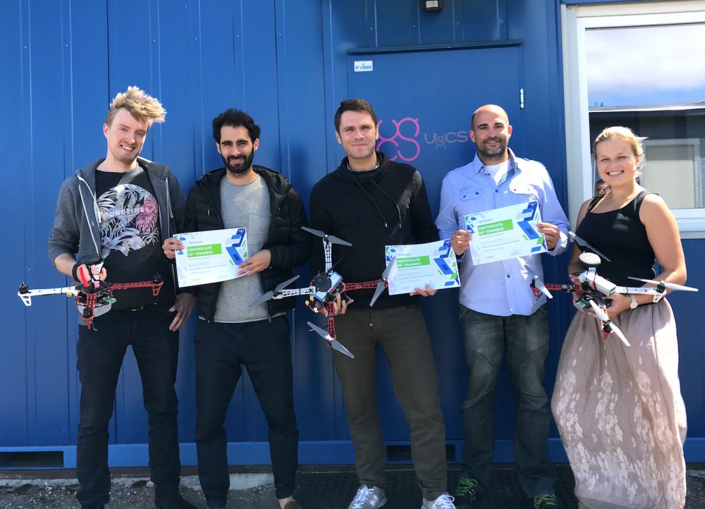 Graduación de la formación sobre software Drone Show - UMILES Entertainment