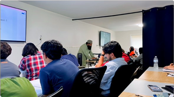 Students attending a session at Nueces Mosque