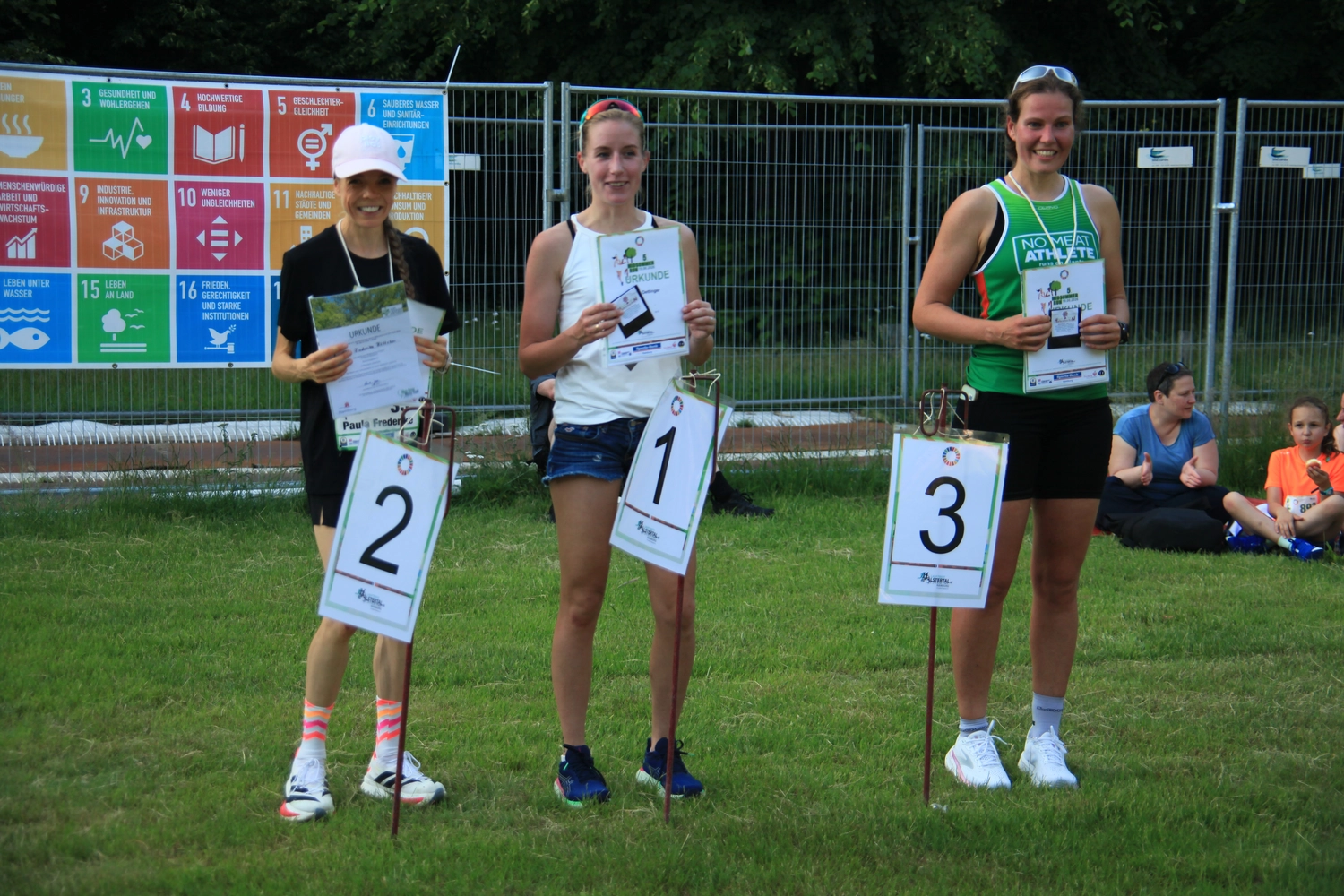 3. MidSummerRun am 21.06.2024 Flyer vom Lauftreff Alstertal e.V.
