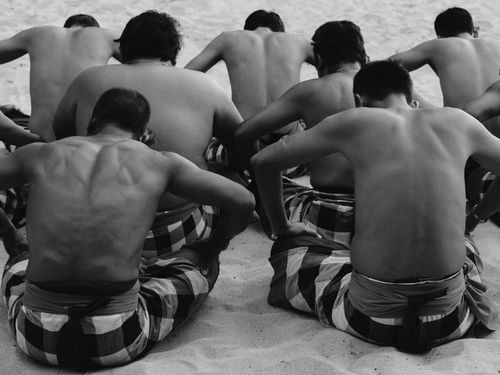 Kecak, Padang padang