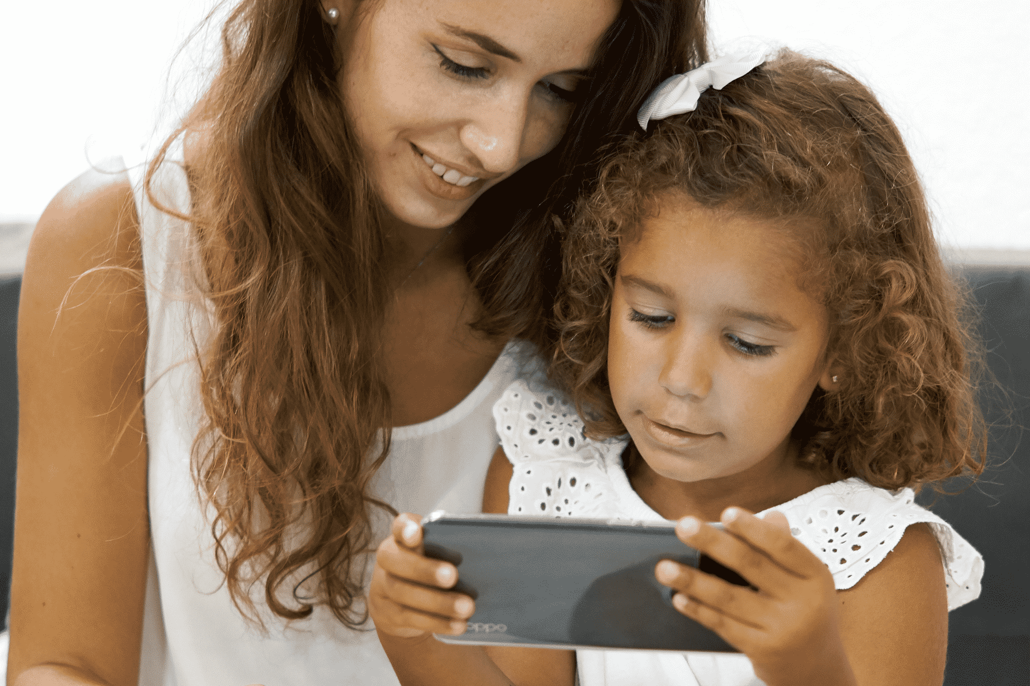 Children Using Monitor Monitoring screen use in children