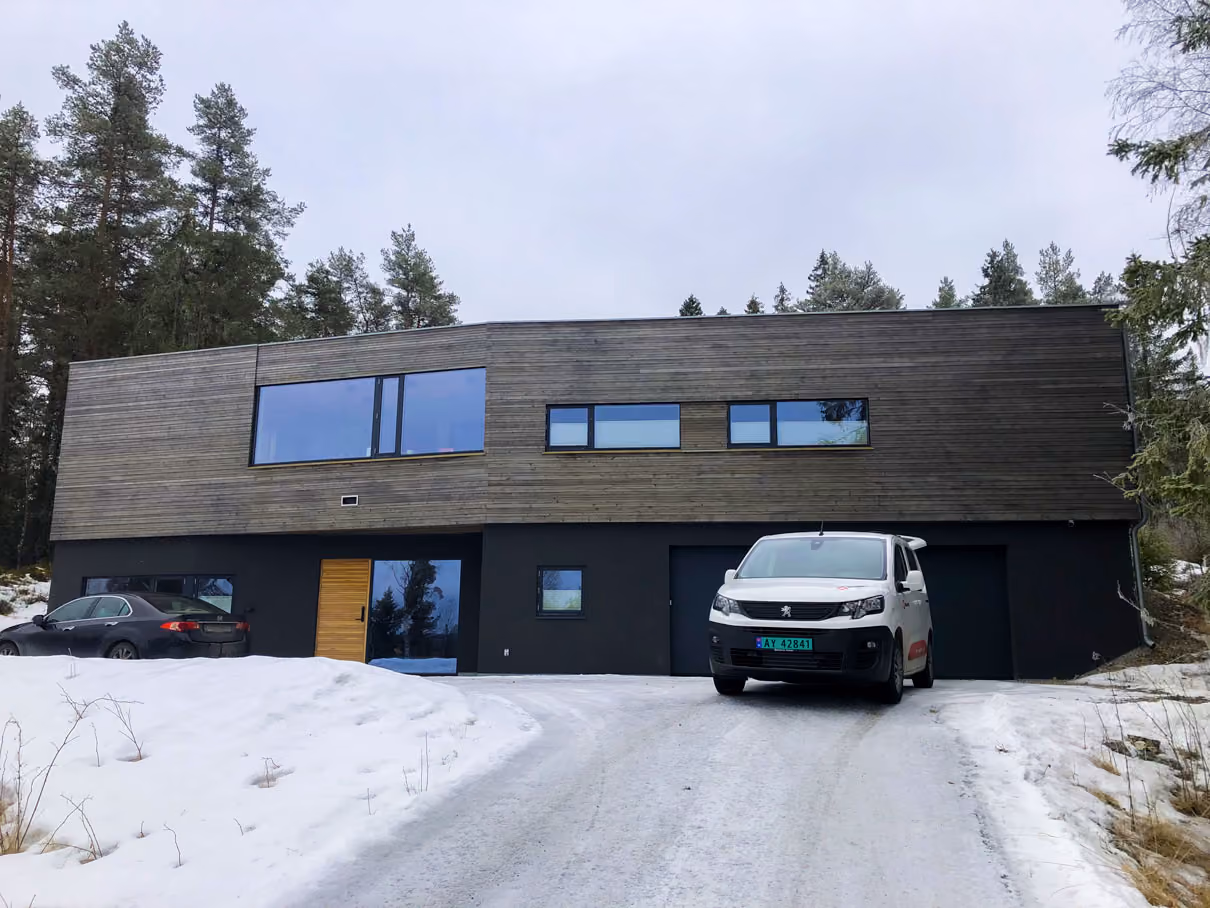 Trykktesting ble fullført på en enebolig i Langhus.