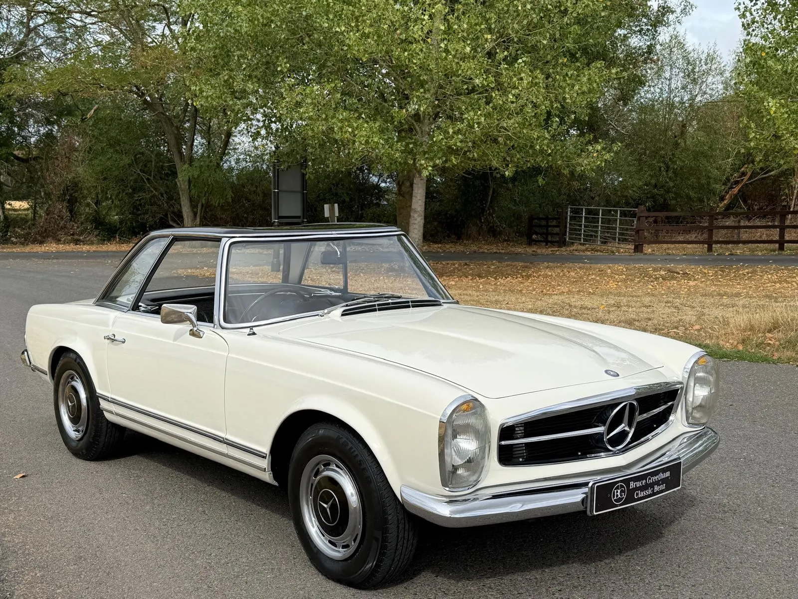 1969 MERCEDES-BENZ 280 SL...