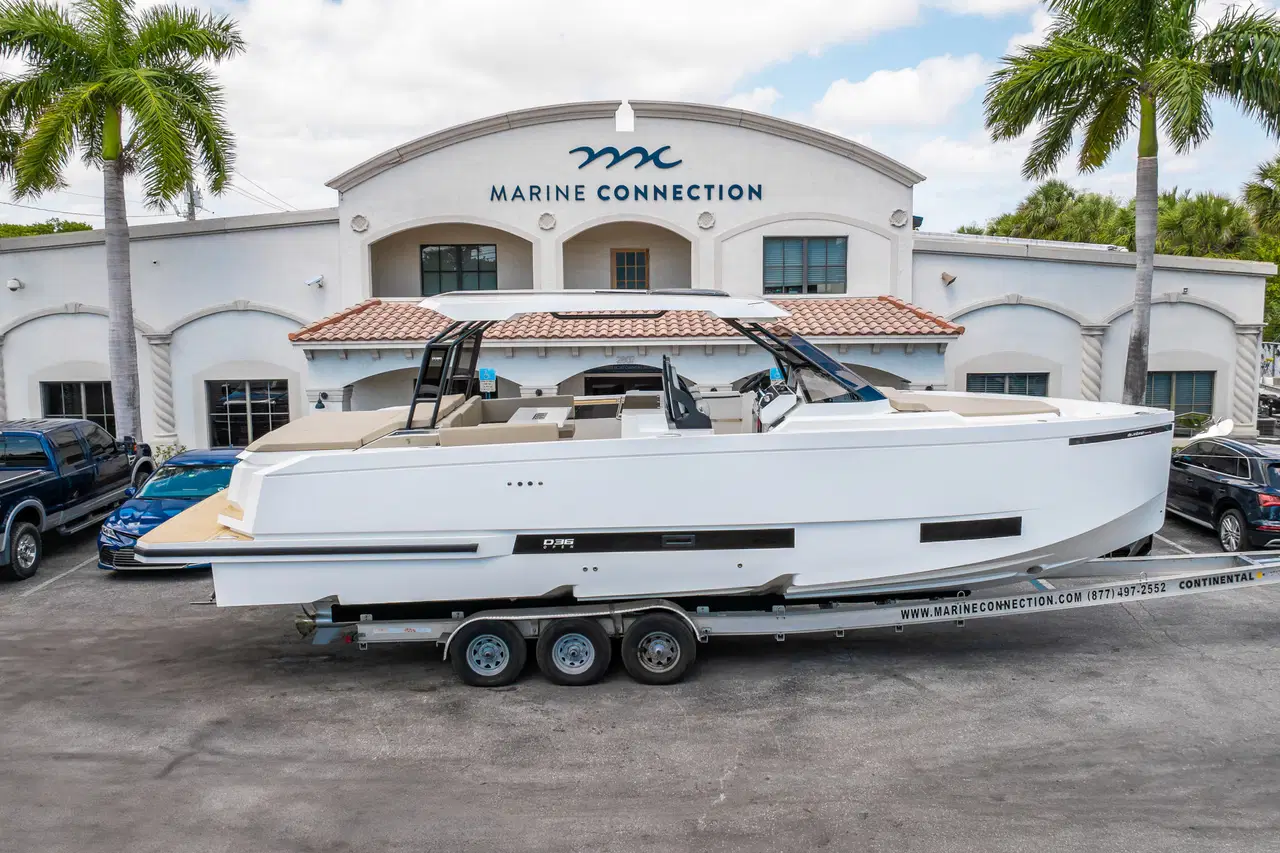 2025 De Antonio D36 Open