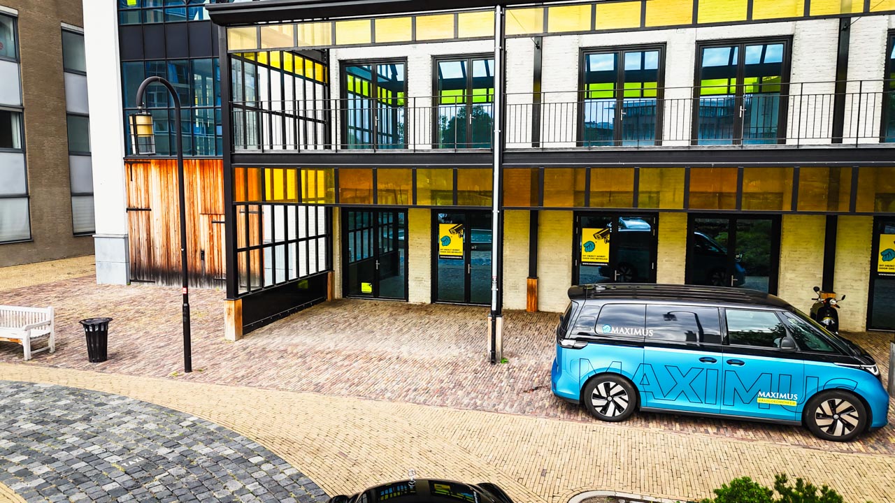 ID Buzz - Maximus vastgoedbeheer voor het Maankwartier