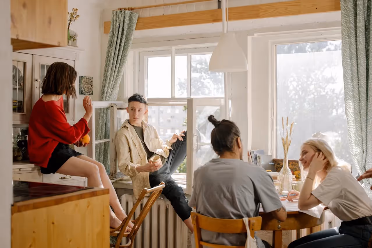 suite-style dorms vs traditional dorms, college living accommodations