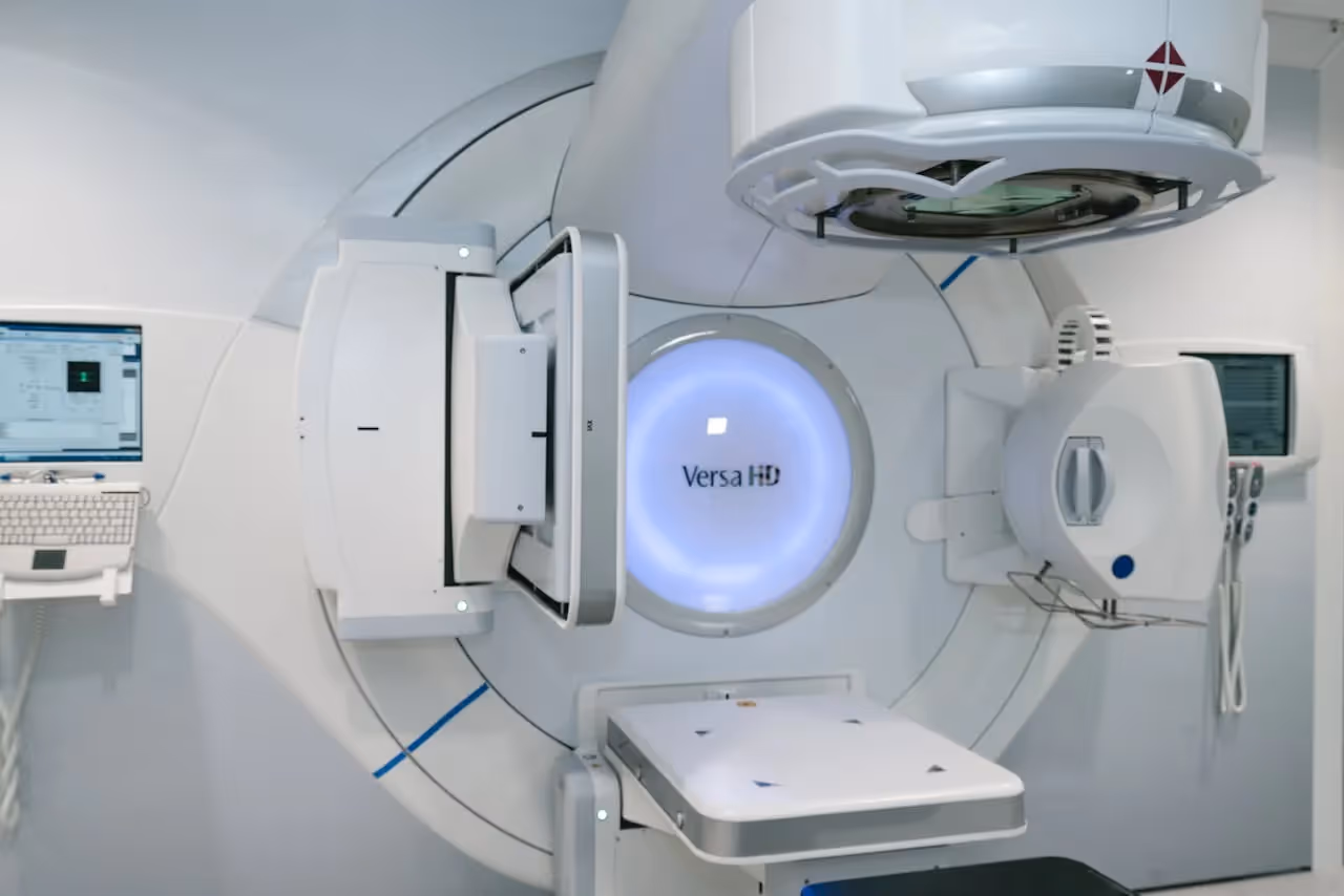 Top Accredited Online Schools Radiation Therapy Logo.
