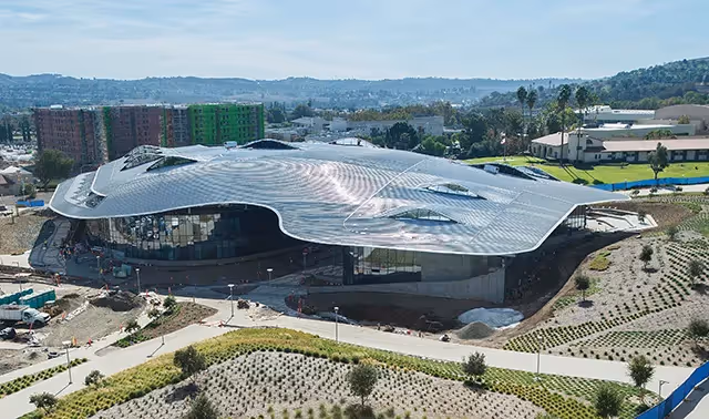cal poly pomona vs cal poly slo campus comparison - decide between schools