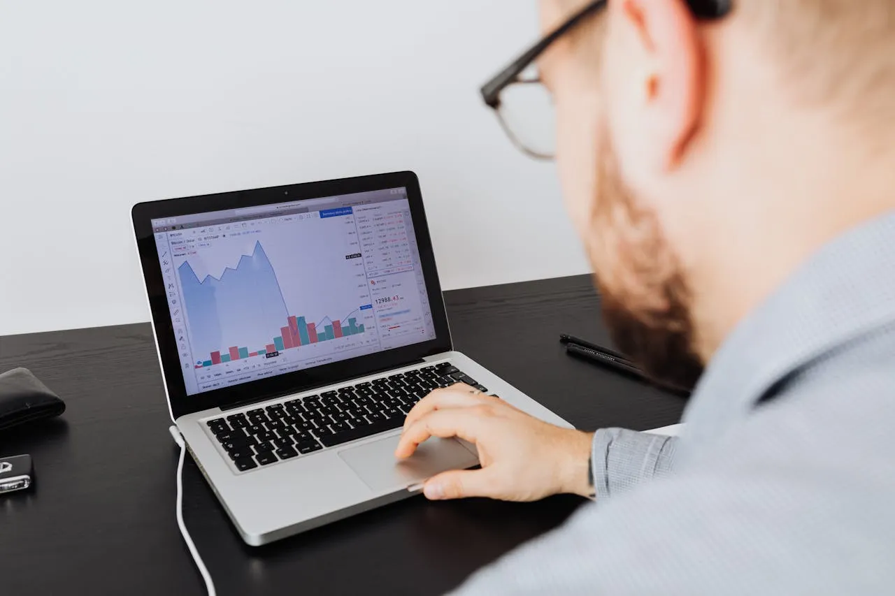 Business administration, data analytics, master's program.