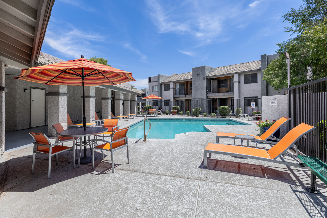 exterior pool