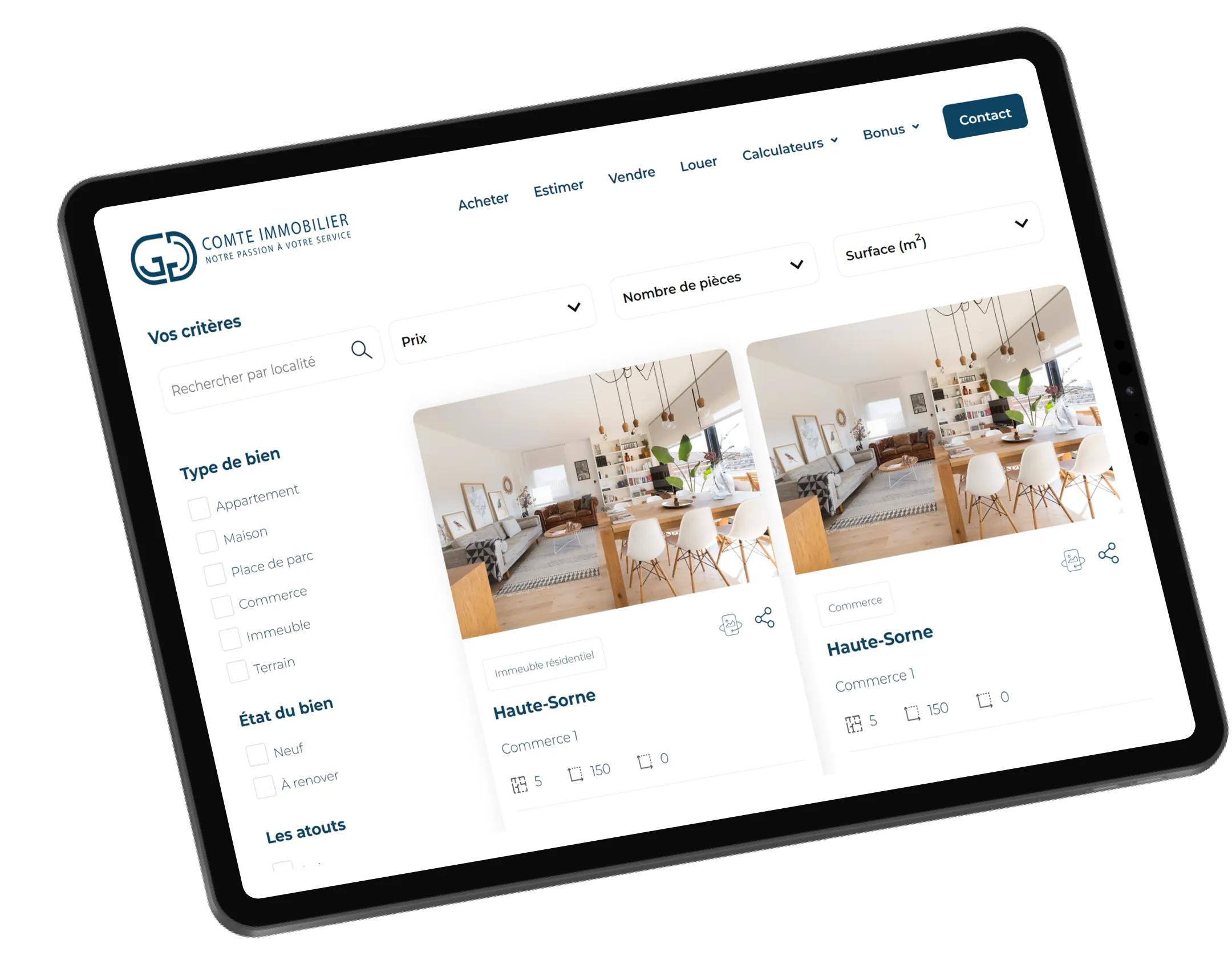 Tablette affichant un site immobilier avec des annonces pour des biens à Haute-Sorne, incluant des filtres de recherche et photos d'intérieur lumineux.