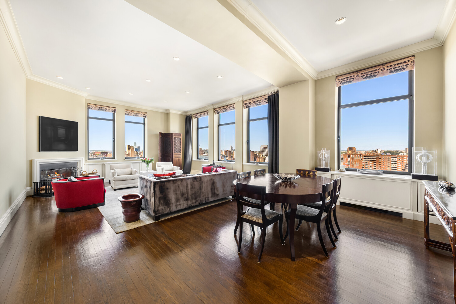 252 Seventh Avenue #PHP