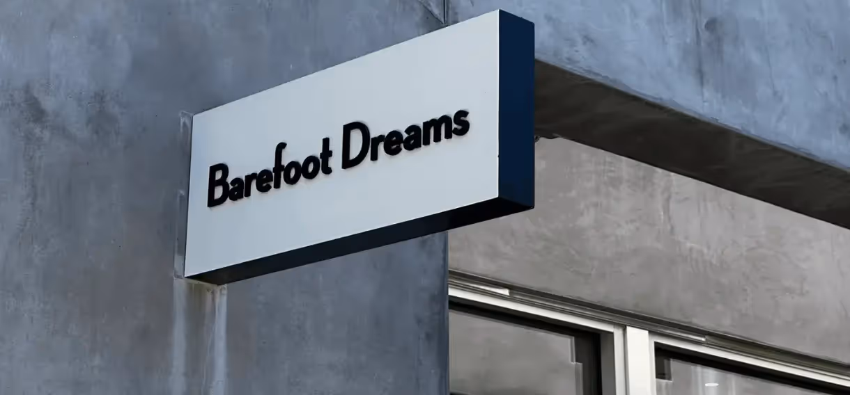 The Importance of High Contrast and Non-Glare Finishes in ADA Business Signs