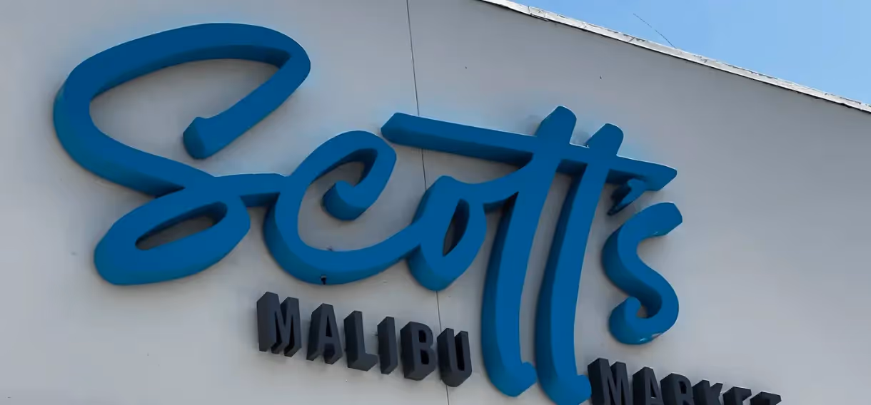 Choosing Fonts and Colors for Business Signs: A Complete Guide