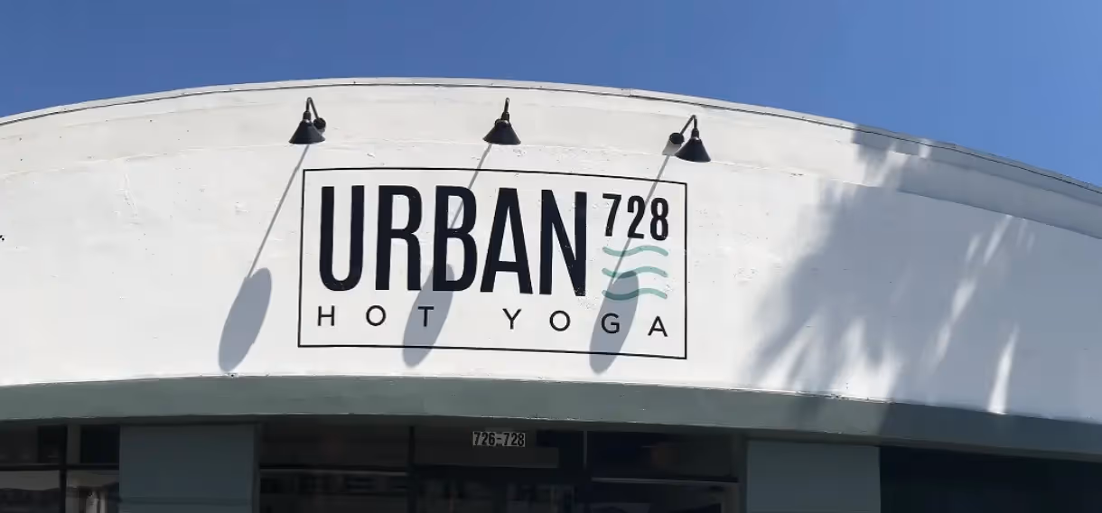 Signage Trends: Transforming Local Business Visual Identity