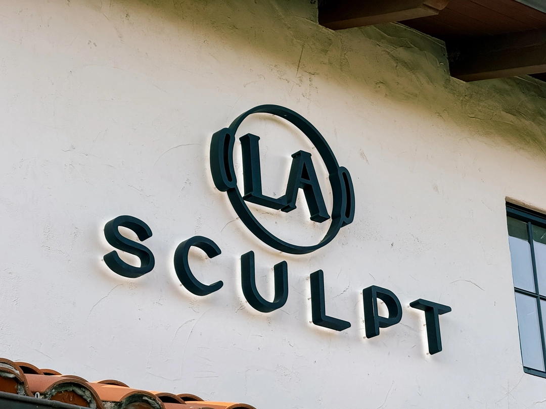 LA Sculpt Halo Illuminated Building Sign 