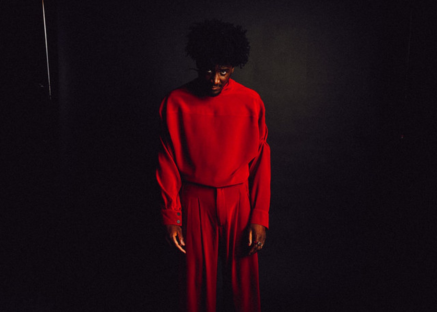 Labrinth photo (7:5) for into the black hole