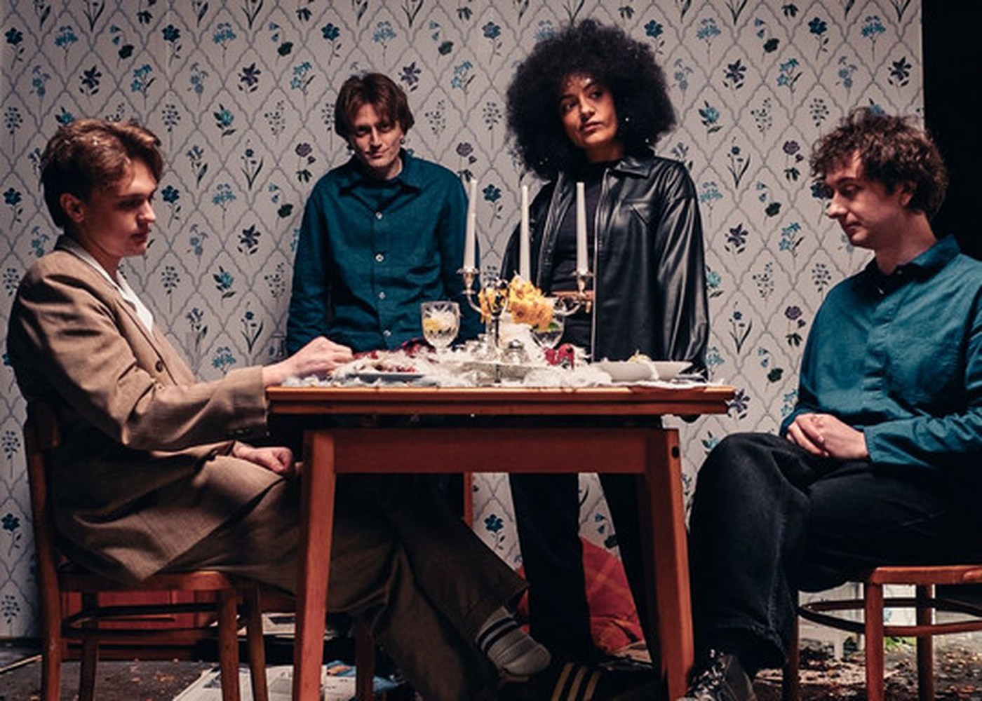 English Teacher photo (7:5) for Parasite