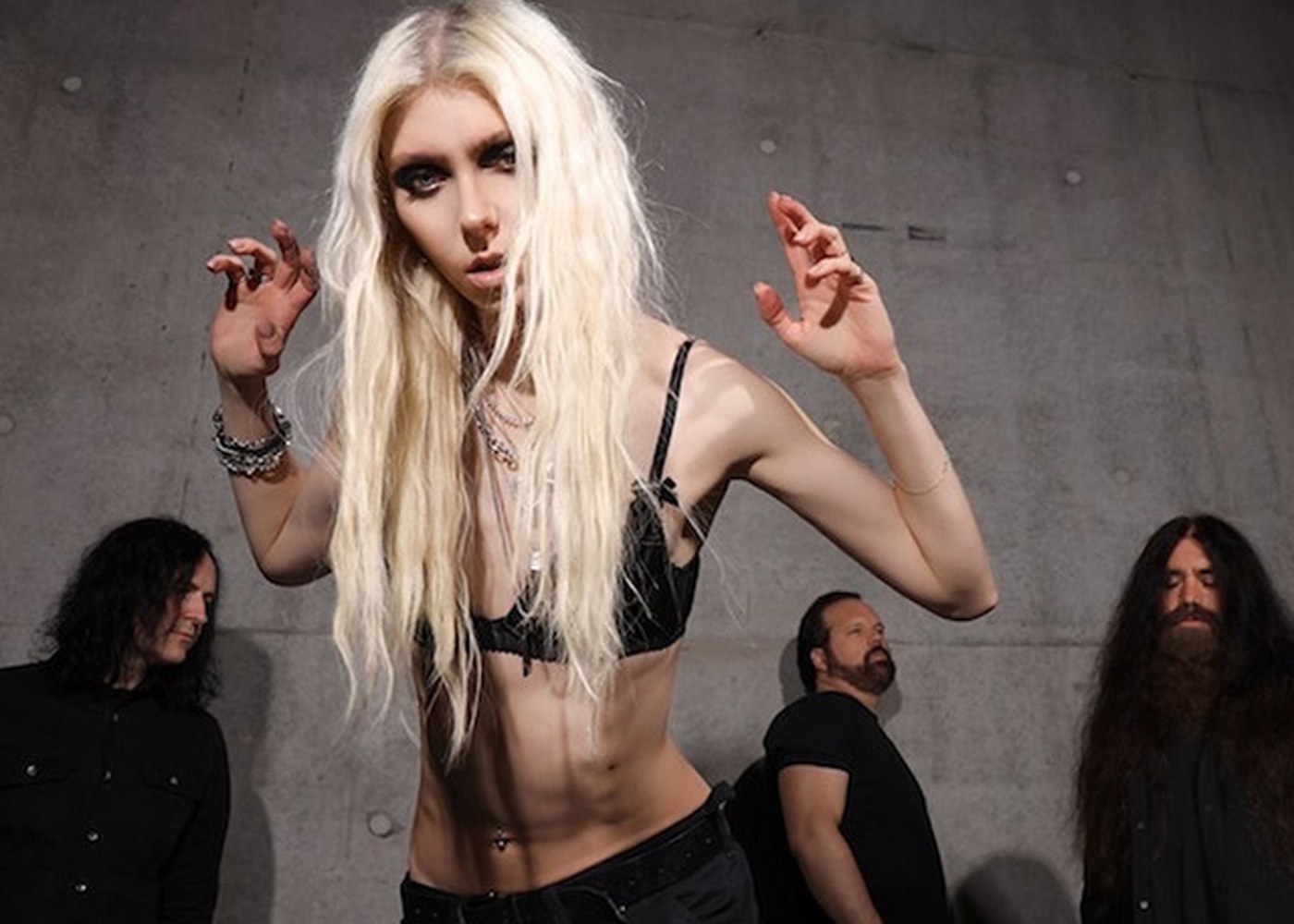 The Pretty Reckless photo (7:5) for When I Wake Up