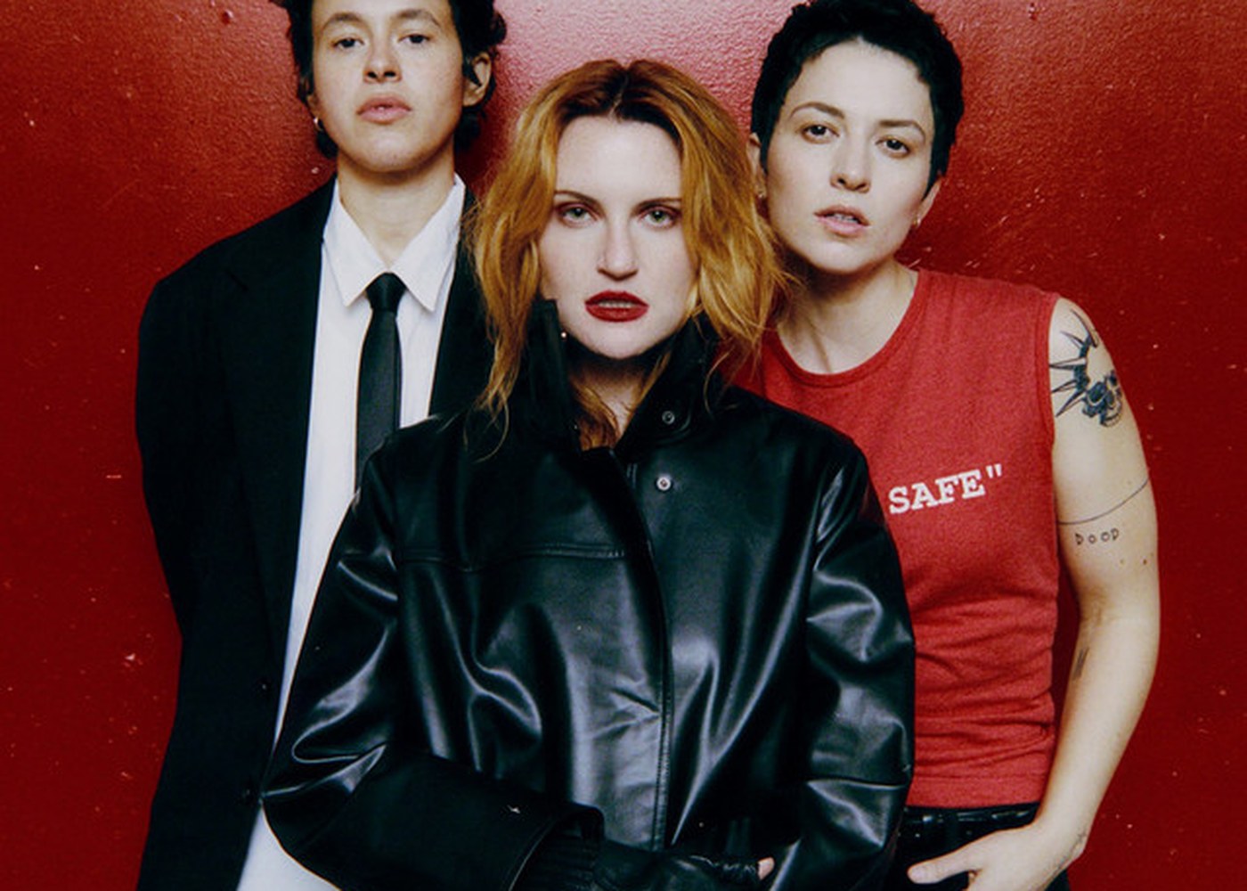 MUNA photo (7:5) for Wannabeher