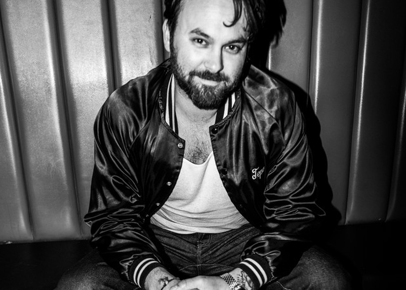 Shakey Graves photo (7:5) for No Place to Be