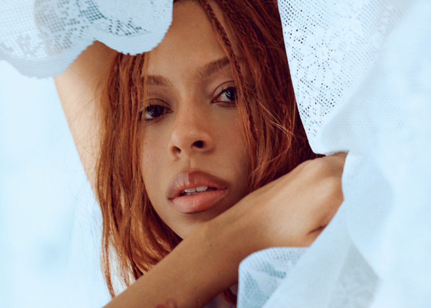 Ravyn Lenae photo (7:5) for Handle