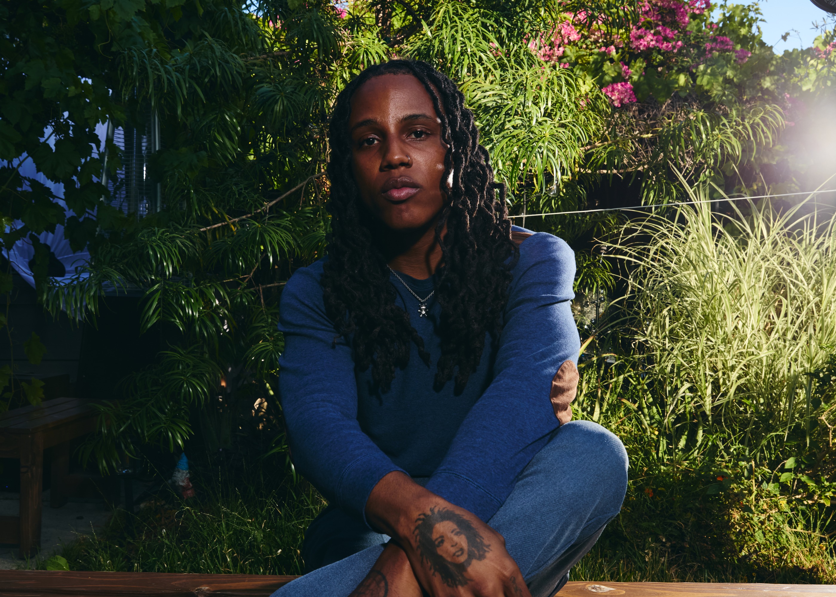 Jody Fontaine interview at Medium Sized Backyard  -  artist portrait before solo EP performance