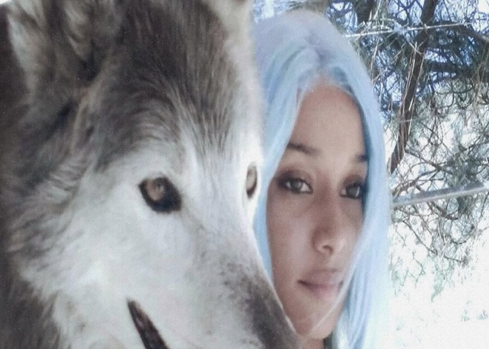 Cannelle with pale blue hair from the Medicine Box feature