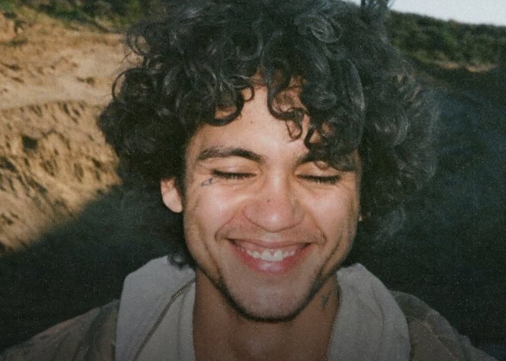Dominic Fike from the Medicine Box feature
