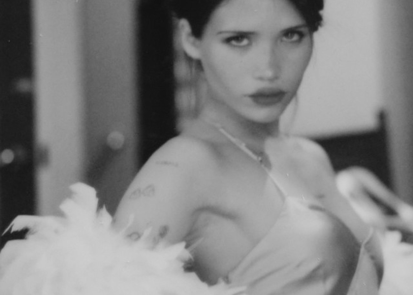 Nessa Barrett photo (7:5) for Dracula