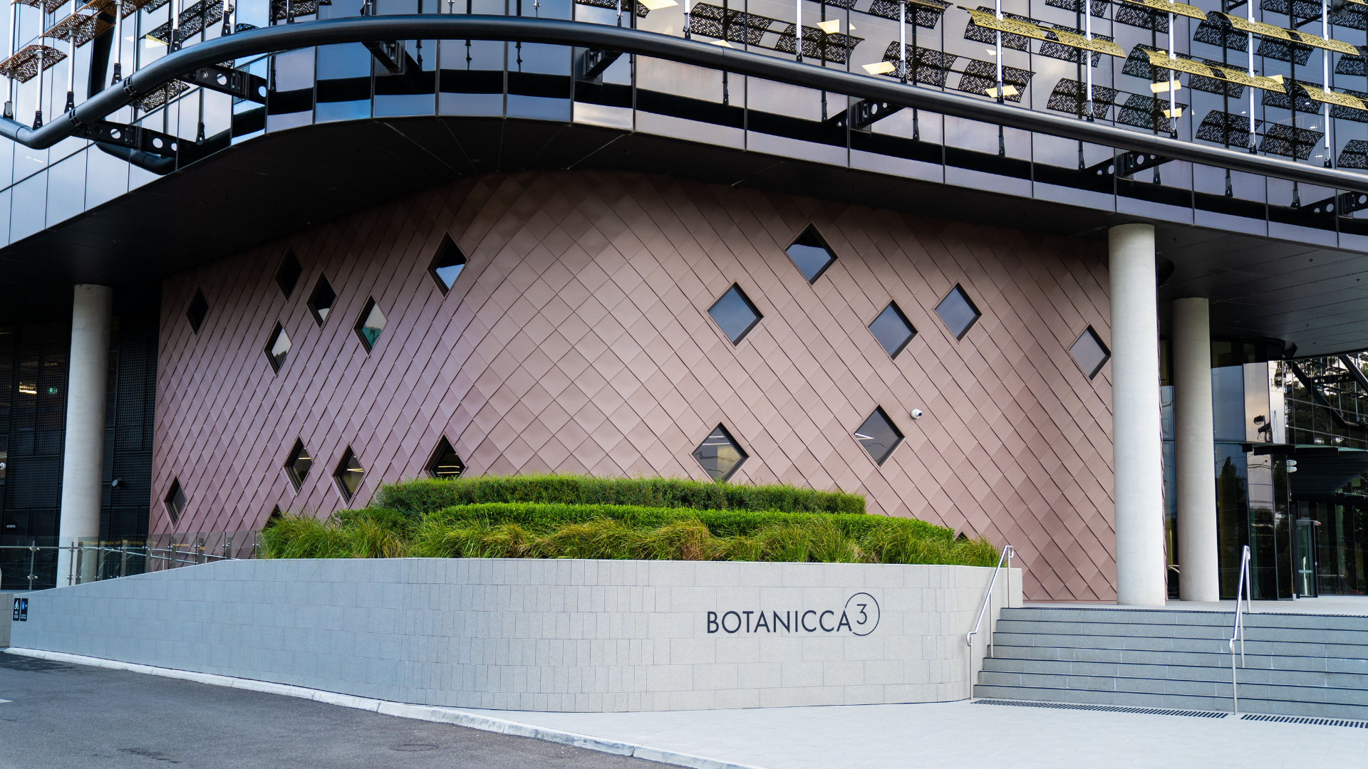 Botanicca 3