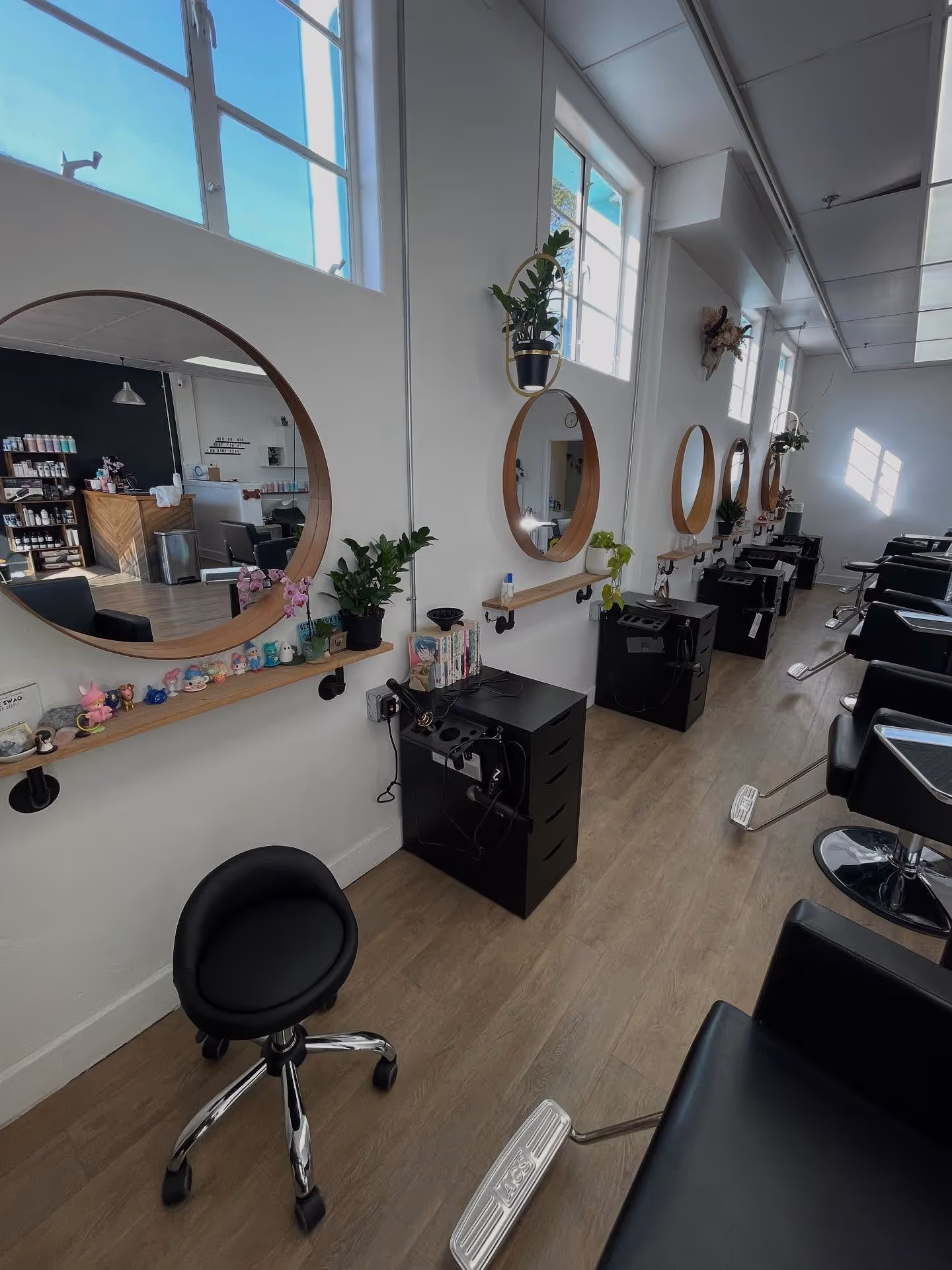 Cleaned Booths at a beauty salon