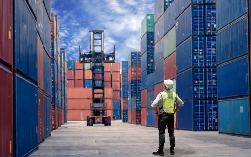 Choosing the Right Incoterm for Your Trade