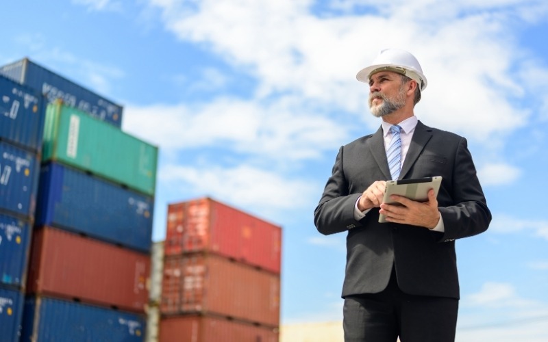 What do Export and Import Mean in a Business Context?