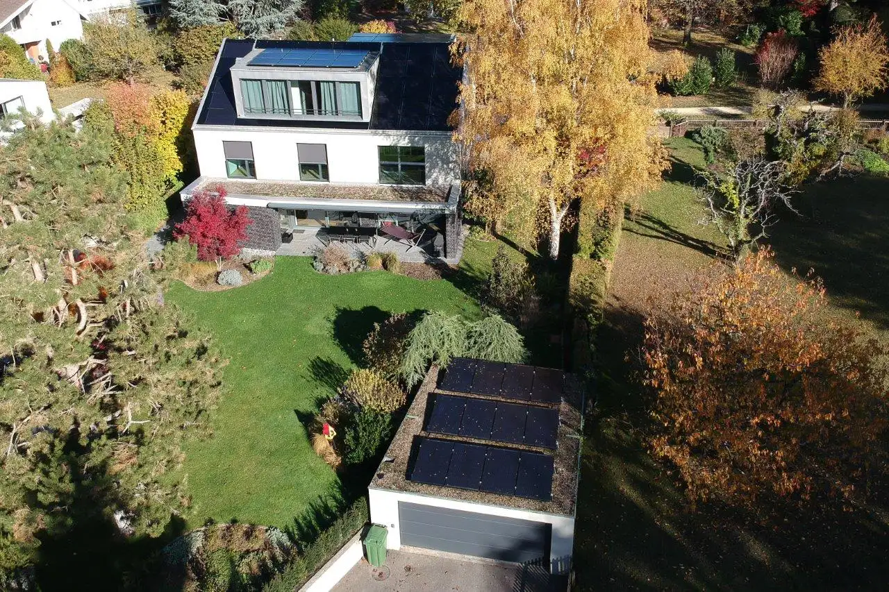 Indach- & Flachdachanlage Bottmingen