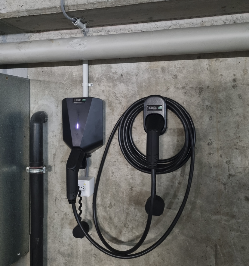 Ladestation E-Mobility in der Autoeinstellhalle