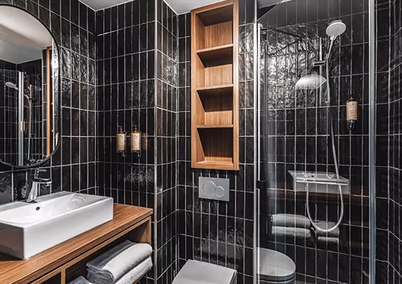 Chambre familiale lit salle de douche hotel marielle val thorens