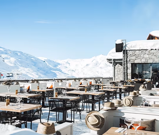 M Restaurant salle extérieur au Marielle à Val Thorens