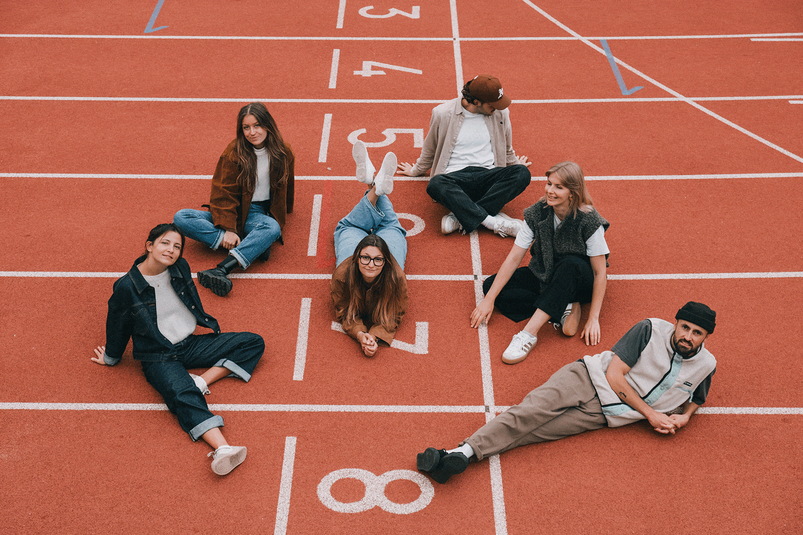 Présentation des membres de l'équipe de BZZ Studio - Agence de communication à Annecy