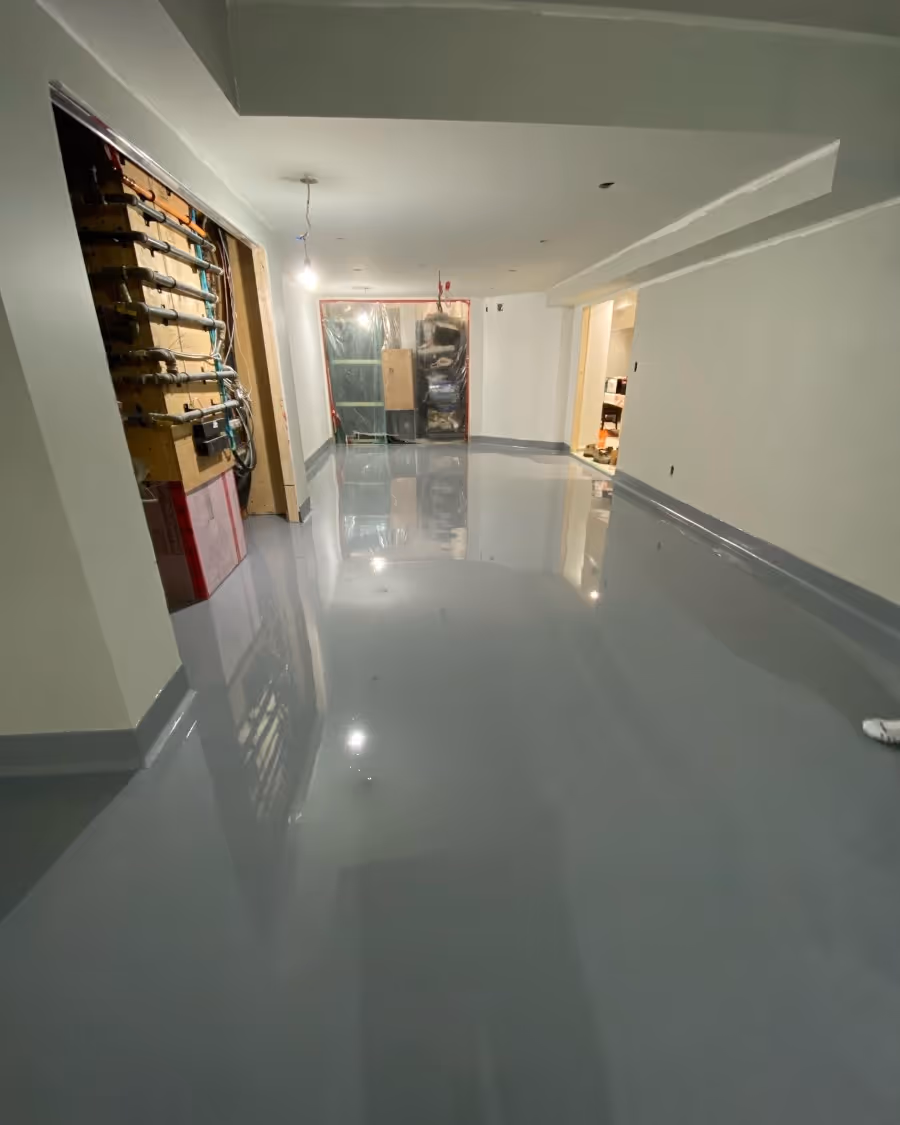 Commercial building with a solid color epoxy floor